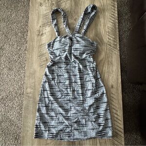 Athleta Swim Top Size XS